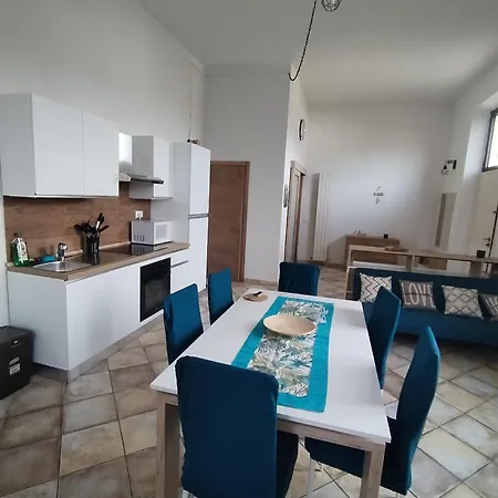 La Toscana Sotto Il Castello